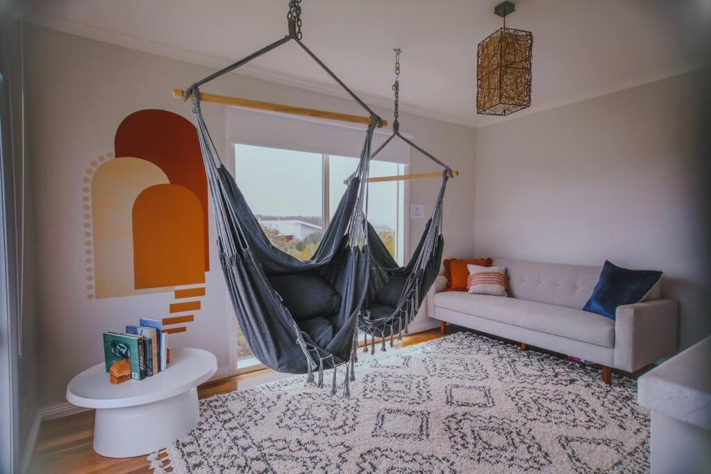 The Hangout King Beds Hammock Chairs With A View Port Campbell Zewnętrze zdjęcie
